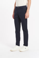 Pantaloni chino slim