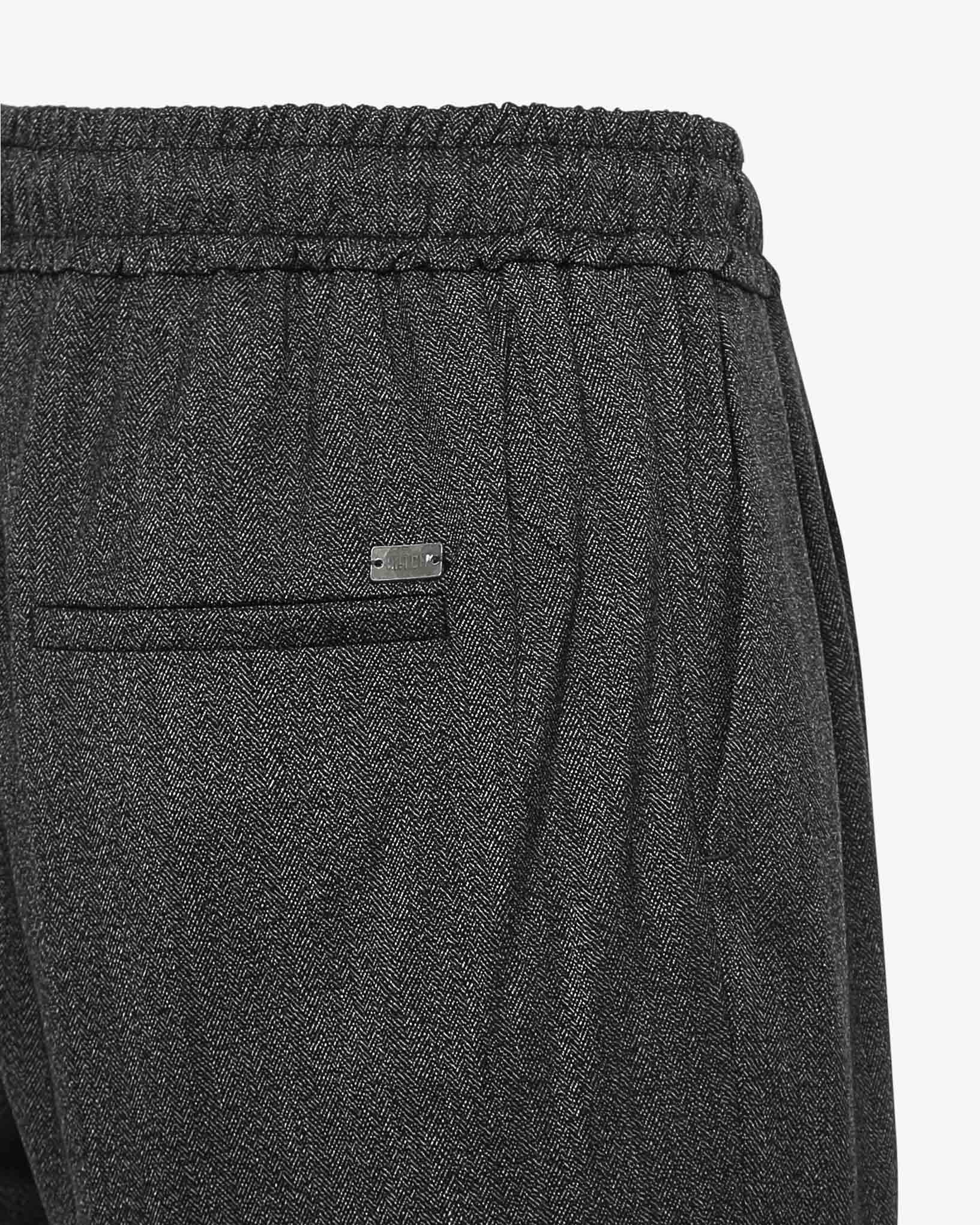 Pantaloni elastici